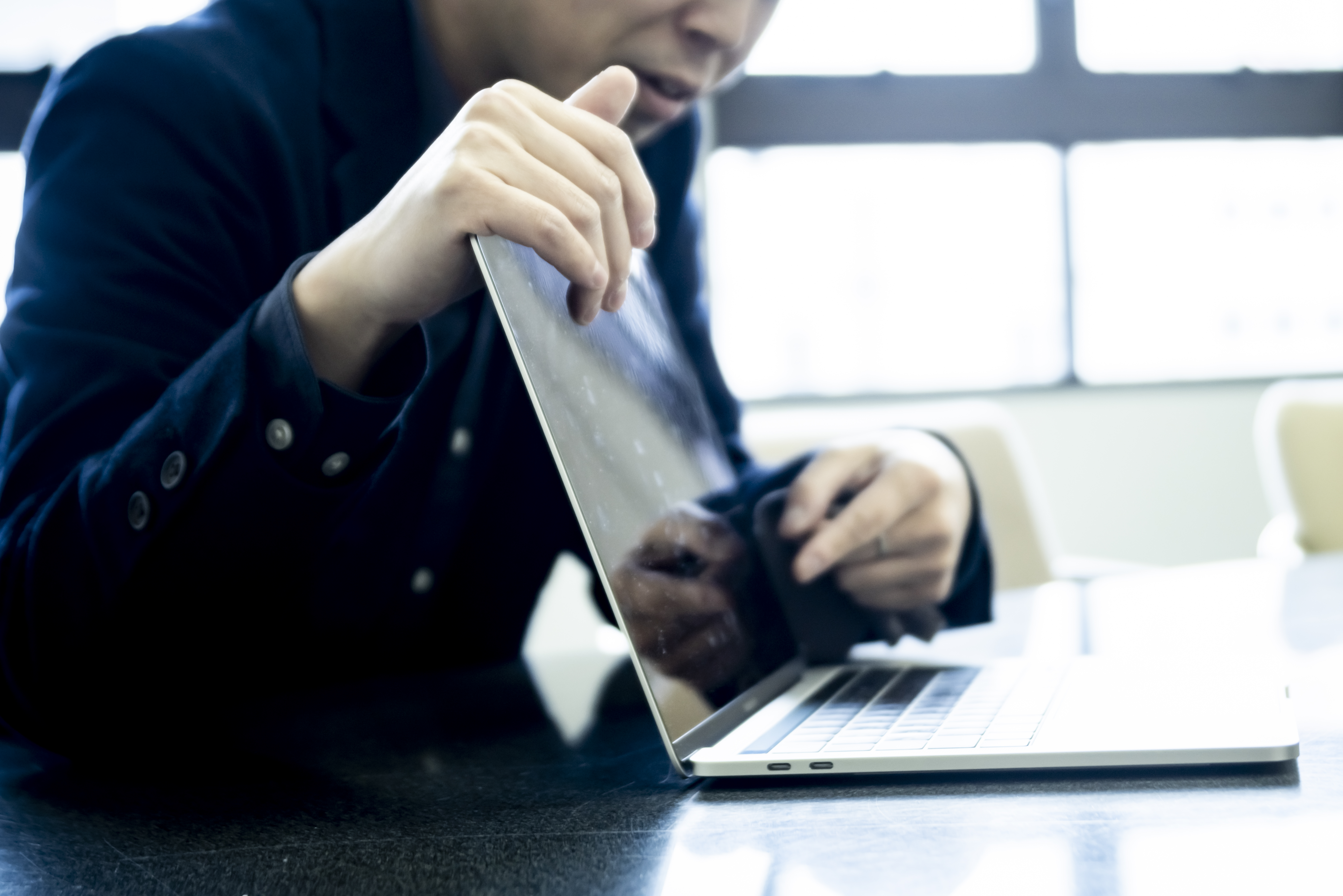 収集した見込み顧客データから適切にセグメントしたアプローチ方法を企画します。